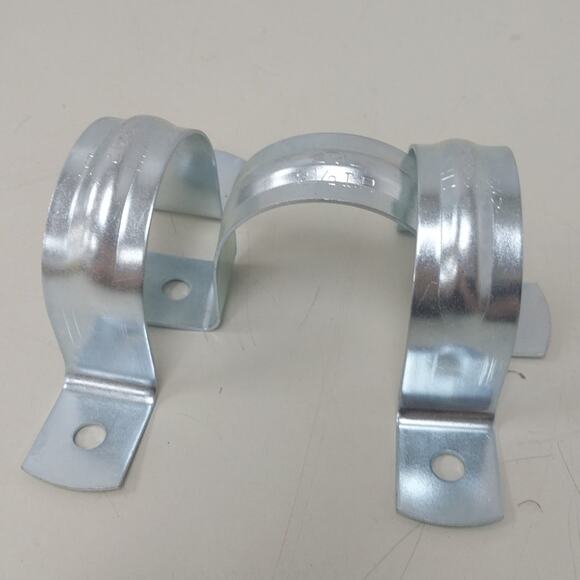 3 New 2.5" Metal Pipe Strap MIN 292 Two Hole EMT Fittings Open Box - Picture 1 of 3